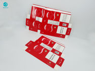 กระดาษแข็งออกแบบเองพื้นหลังสีแดงสำหรับกล่องบรรจุบุหรี่กรณีบุหรี่